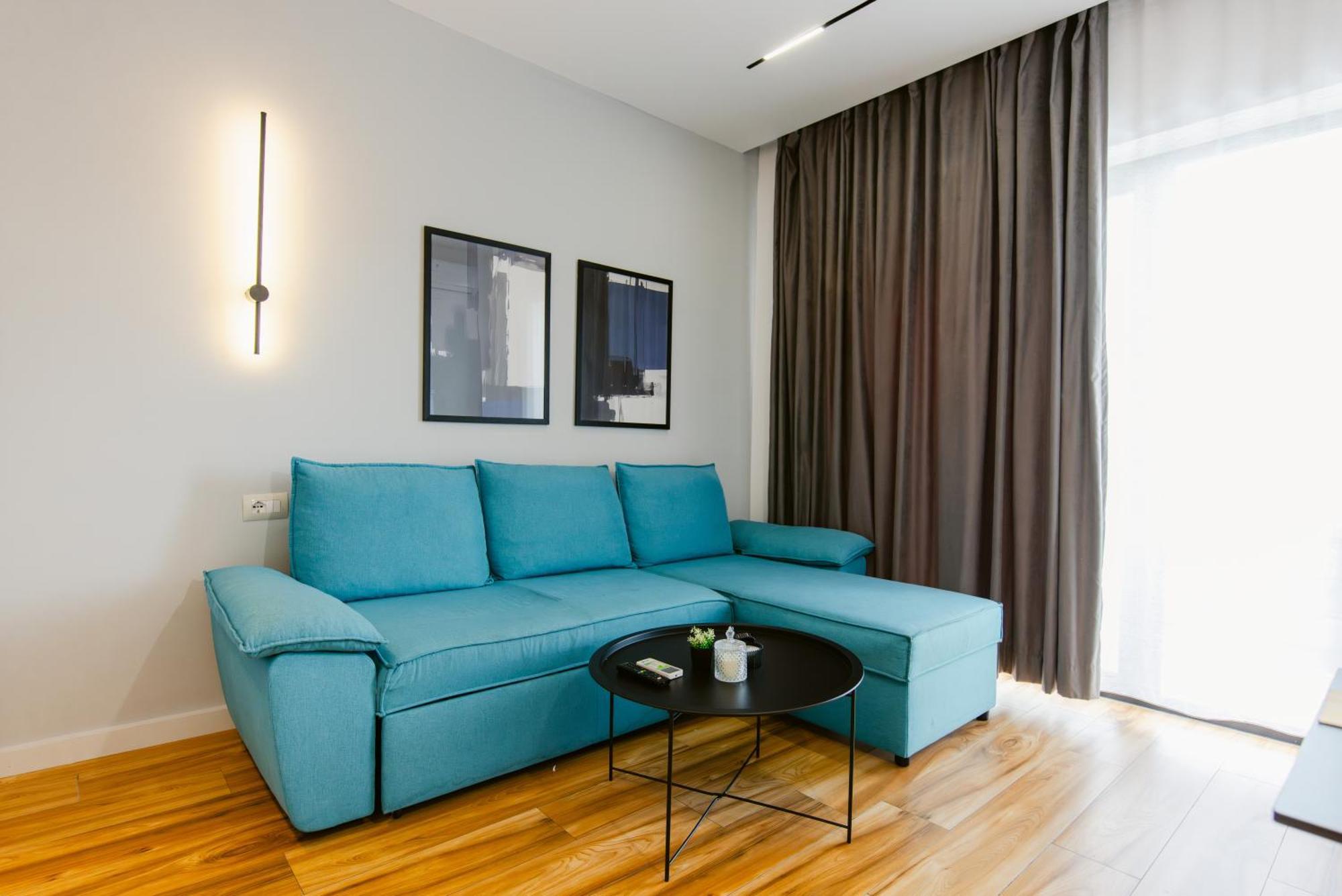 Durres Str Modern Apartments - The Nest Tirana Buitenkant foto