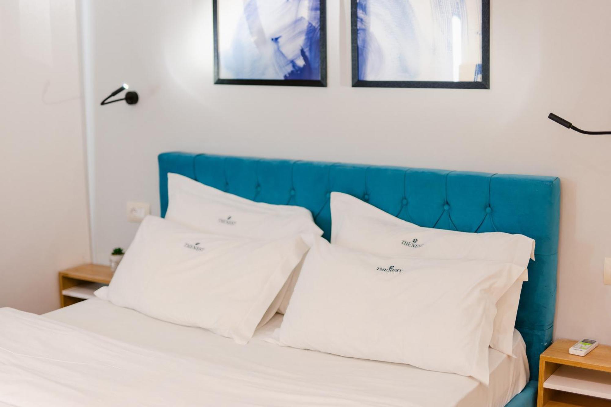 Durres Str Modern Apartments - The Nest Tirana Buitenkant foto