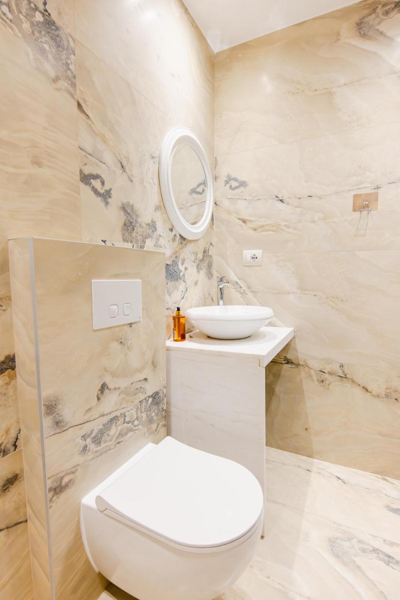 Durres Str Modern Apartments - The Nest Tirana Buitenkant foto